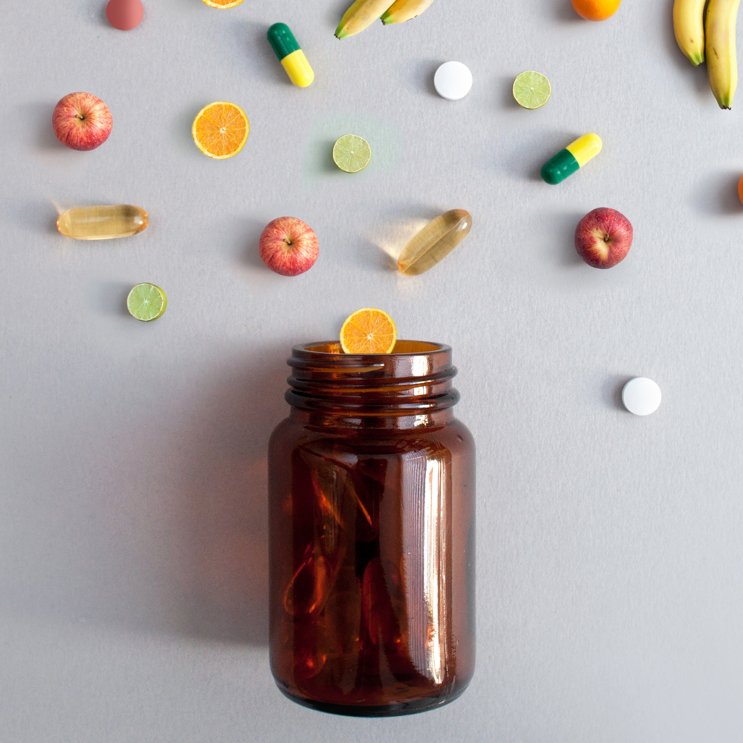Vitamins and Minerals in Nature's Nest Pellets: The Cornerstone of Parrot Nutrition